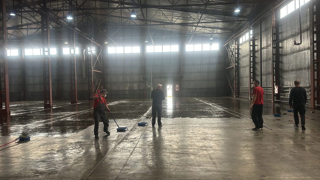 Ремонт пола после демонтажа стеллажей
